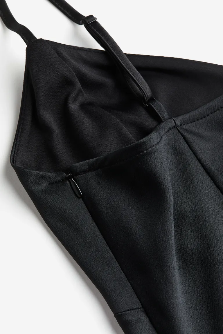 T}I`T_X)W9JE`%7_{Q9XWNC